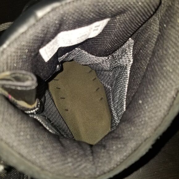 5.11 Tactical Waterproof Slip Resistant ATAC 8\